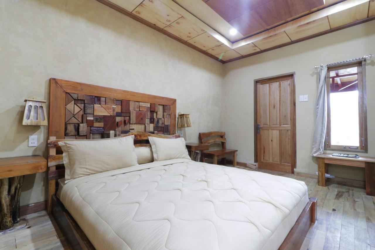 อัลลอยนา คันทรี คอตเทจ Hotel เบอราสตากี ภายนอก รูปภาพ